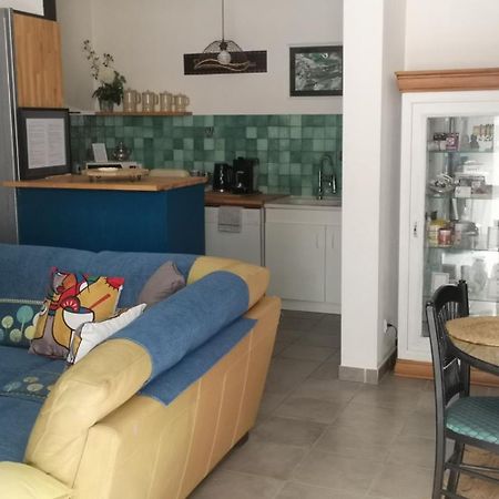 Valréas L'Empire D'Essences Appartement מראה חיצוני תמונה