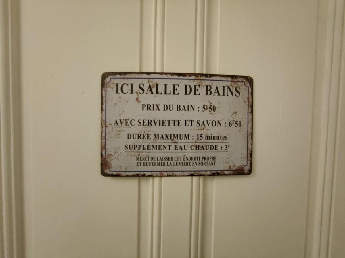 Valréas L'Empire D'Essences Appartement מראה חיצוני תמונה
