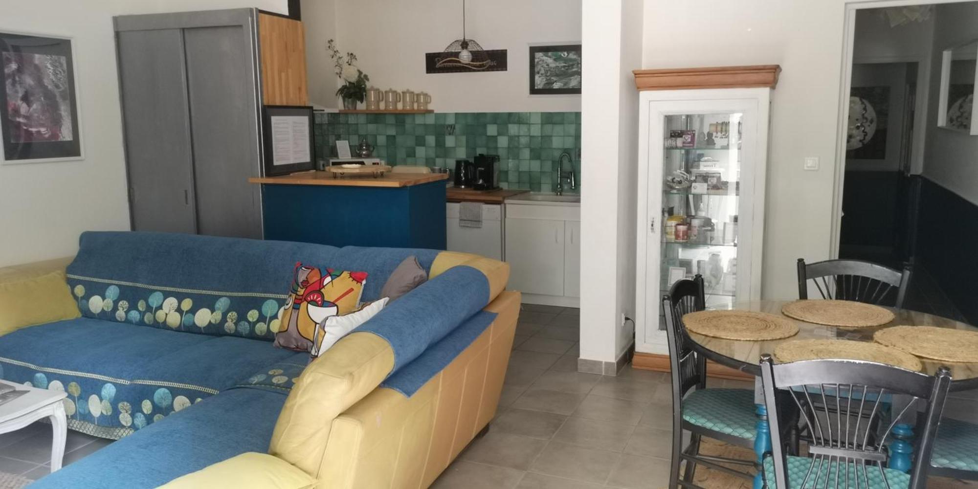 Valréas L'Empire D'Essences Appartement מראה חיצוני תמונה