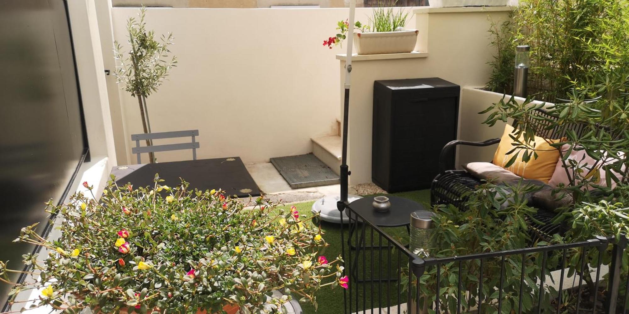 Valréas L'Empire D'Essences Appartement מראה חיצוני תמונה
